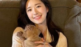 赵露思说未来能拍戏就拍 娱乐八卦视频哪里看,拍戏为主，娱乐八卦视频观看指南